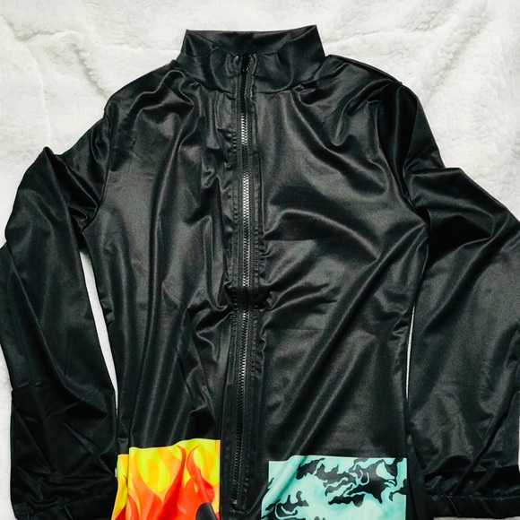 Patch Jumpsuit - Picture 4 of 5